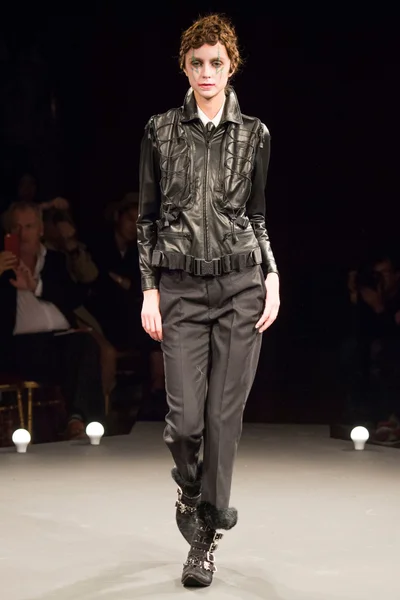 Look 20